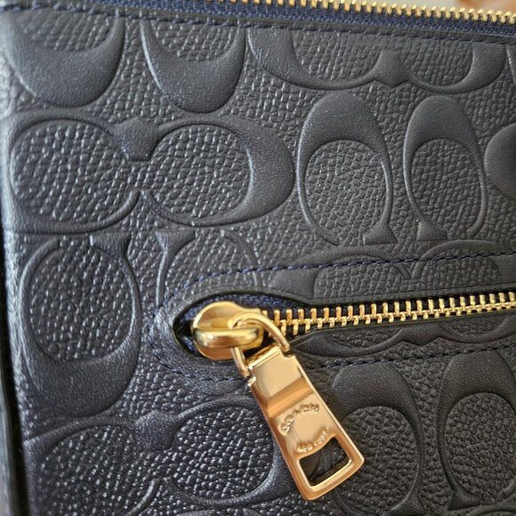 NEW Coach Navy Crossbody Leather Bag - Picture 8 of 9